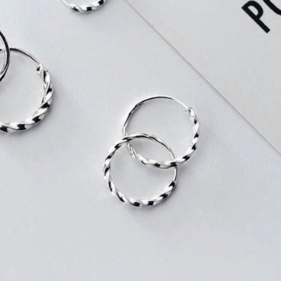 Solid Silver Small Hoop Earrings-Twist Huggie-13mm SH011 - Picture 1 of 6